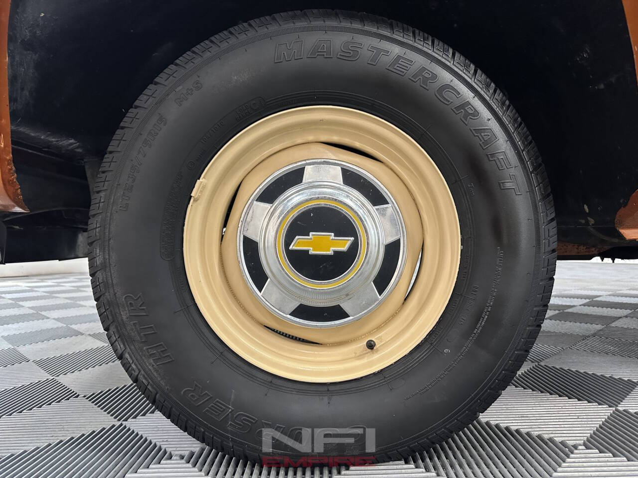Chevrolet-Rv-10-series-1987-Bronze-Beige