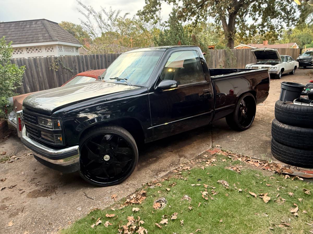 Chevrolet-Silverado-1993-Black