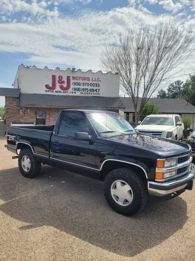 Chevrolet-Silverado-1995