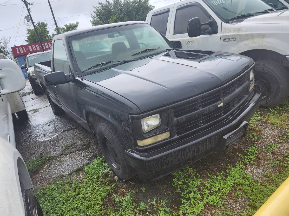 Chevrolet-Silverado-1995-black