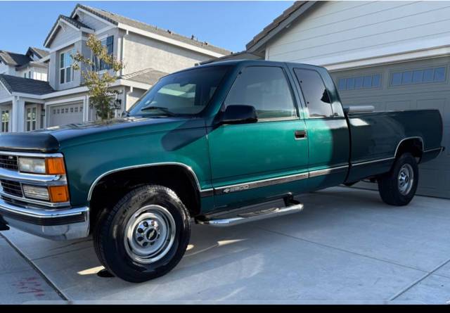 Chevrolet-Silverado-2500-1996-green