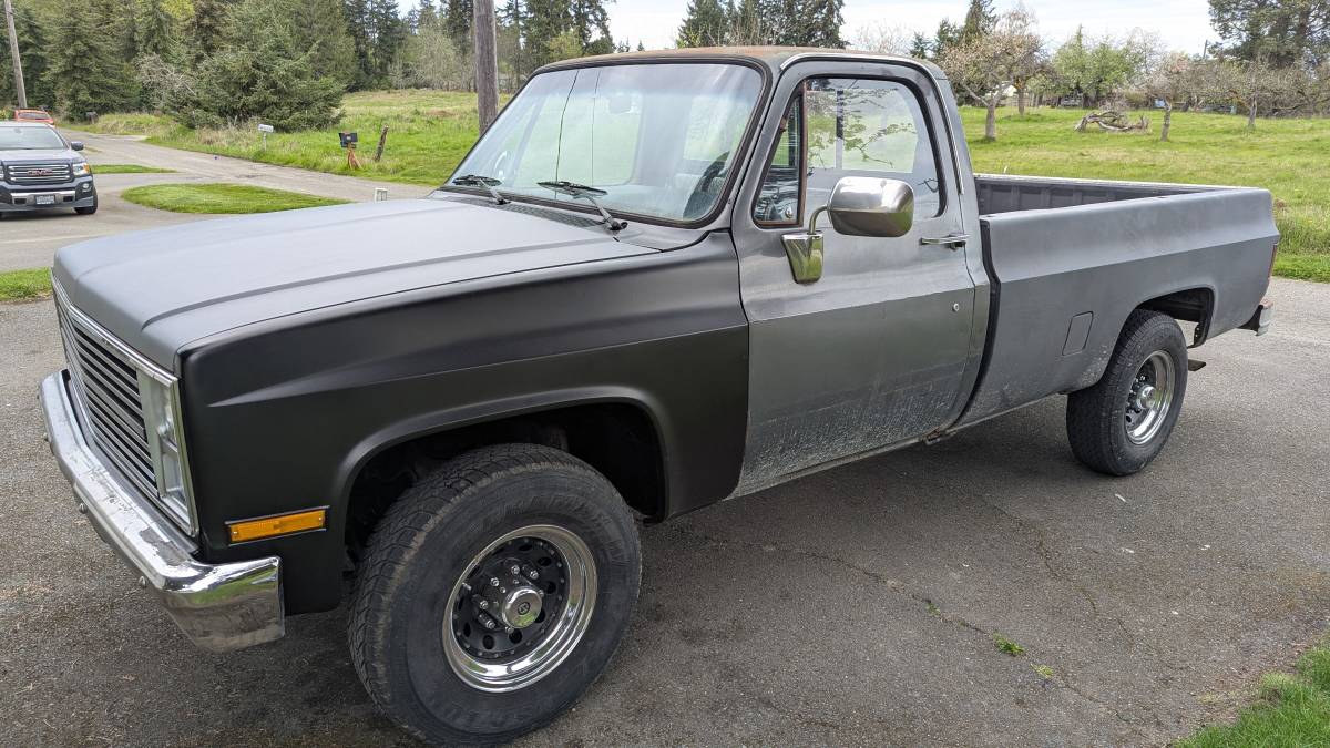 Chevrolet-Silverado-2500hd-1986-Gray