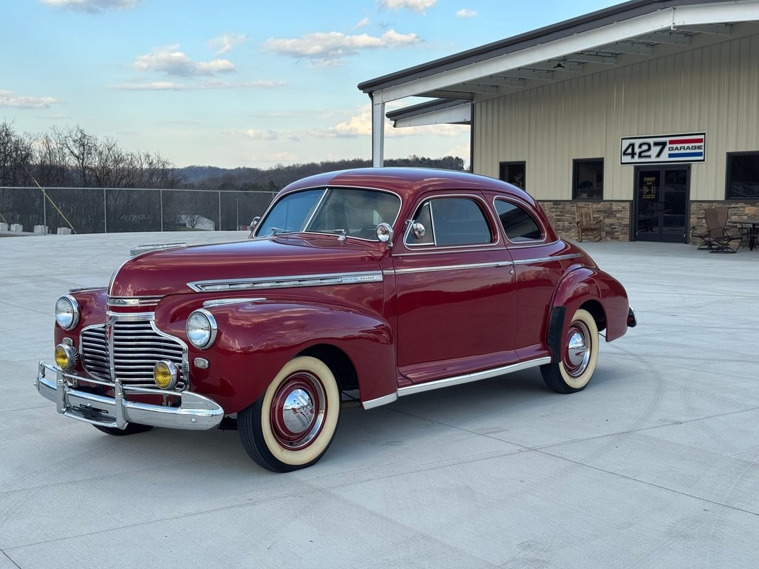 Chevrolet-Special-Deluxe-Coupe-1941-Red-Brown
