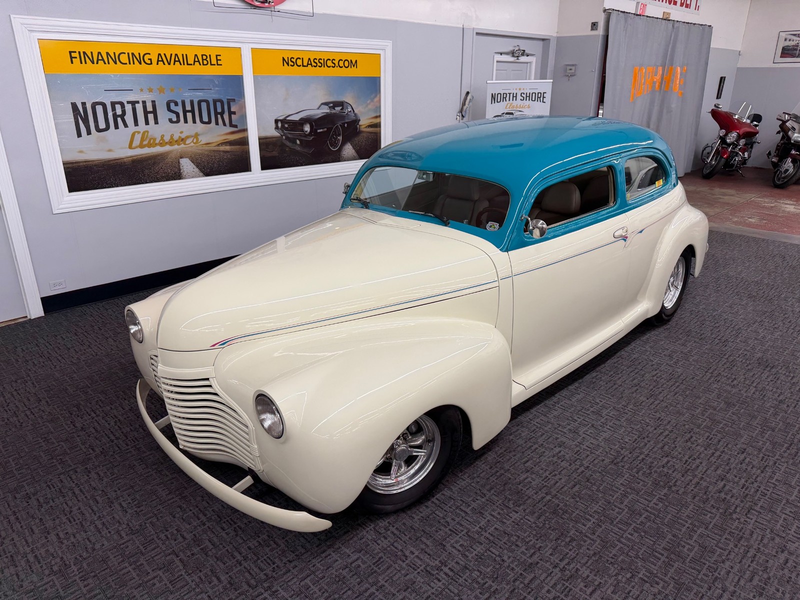 Chevrolet-Special-Master-1941-2-Door-BeigeTan