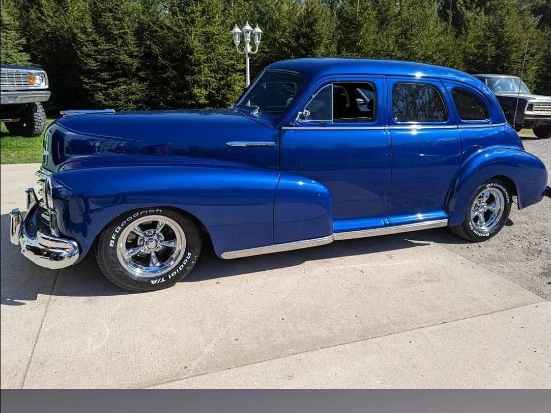 Chevrolet-Stylemaster-1947-Blue-Black