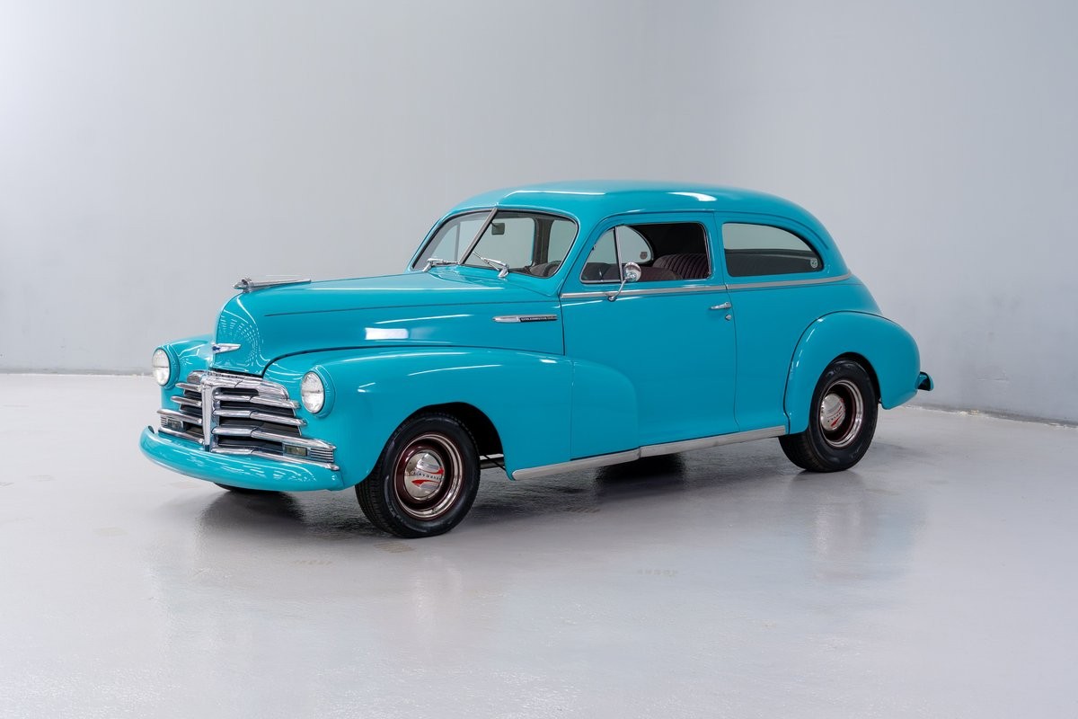 Chevrolet-Stylemaster-1948-Sedan-Maroon