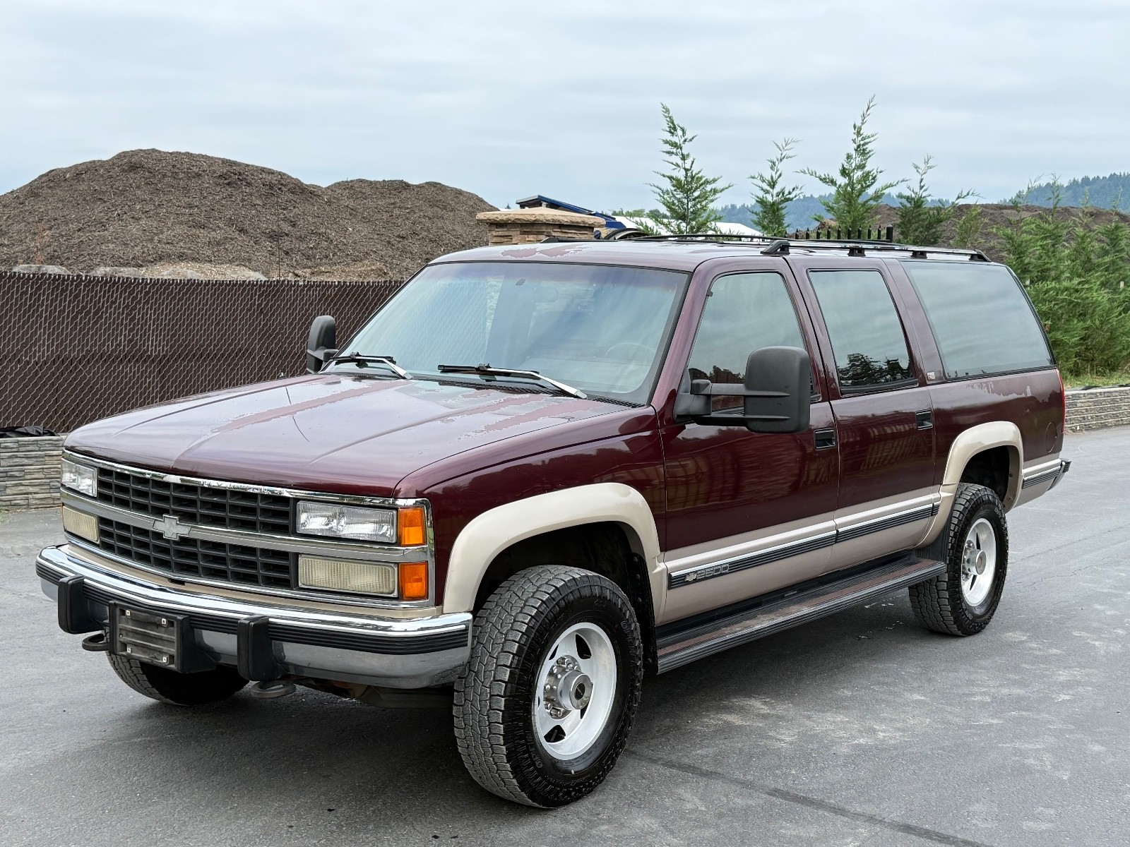 Chevrolet-Suburban-1993-SUV-Red