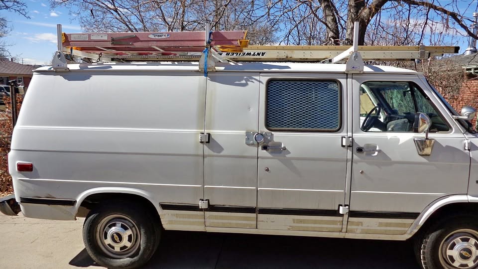 Chevrolet-one-ton-G30-1994