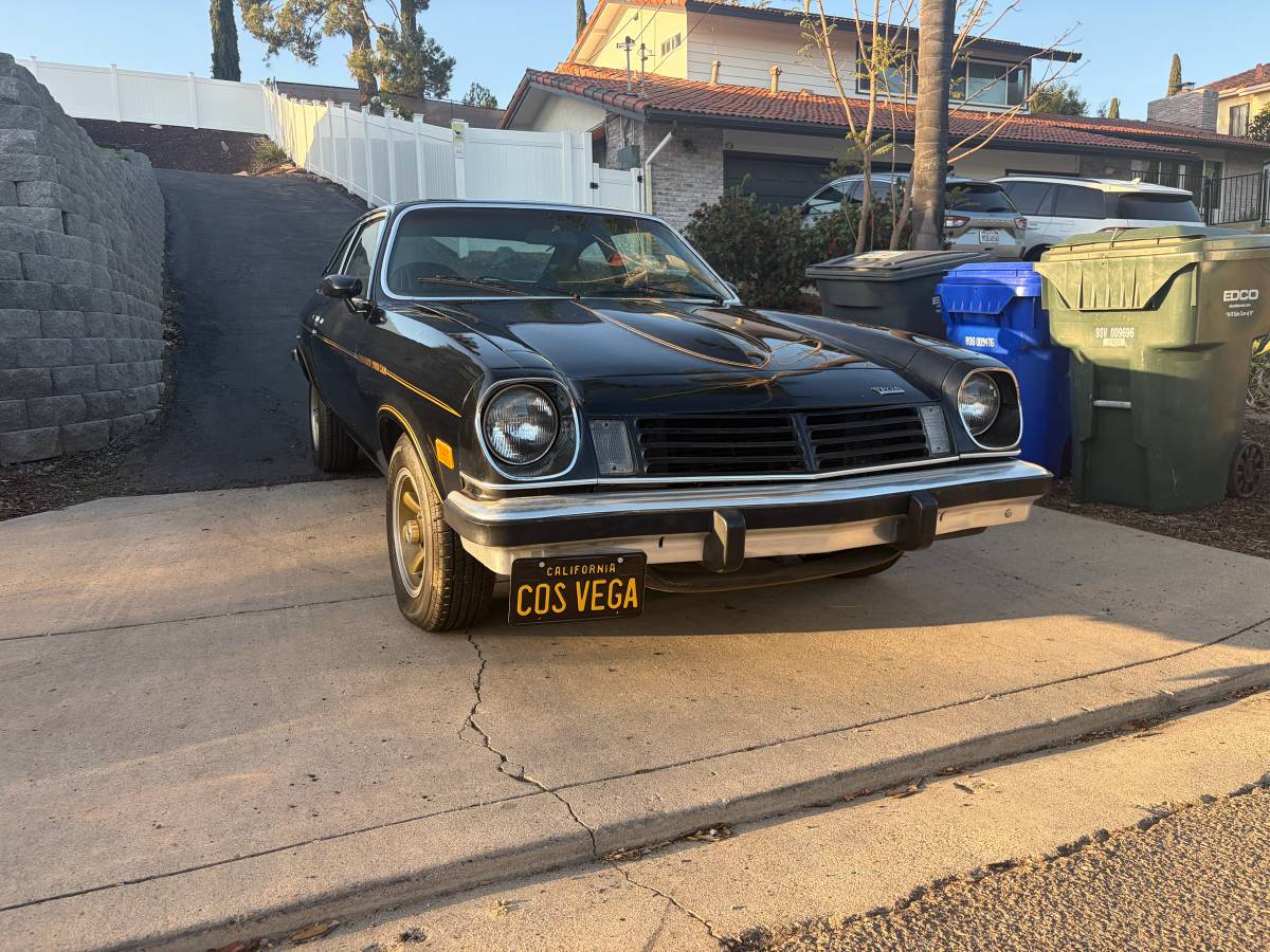Chevrolet-vega-cosworth-1975-black
