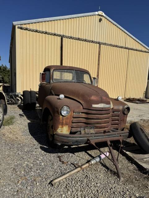 Chevy-1-ton-1952-custom Chevy-1-ton-1952-custom
