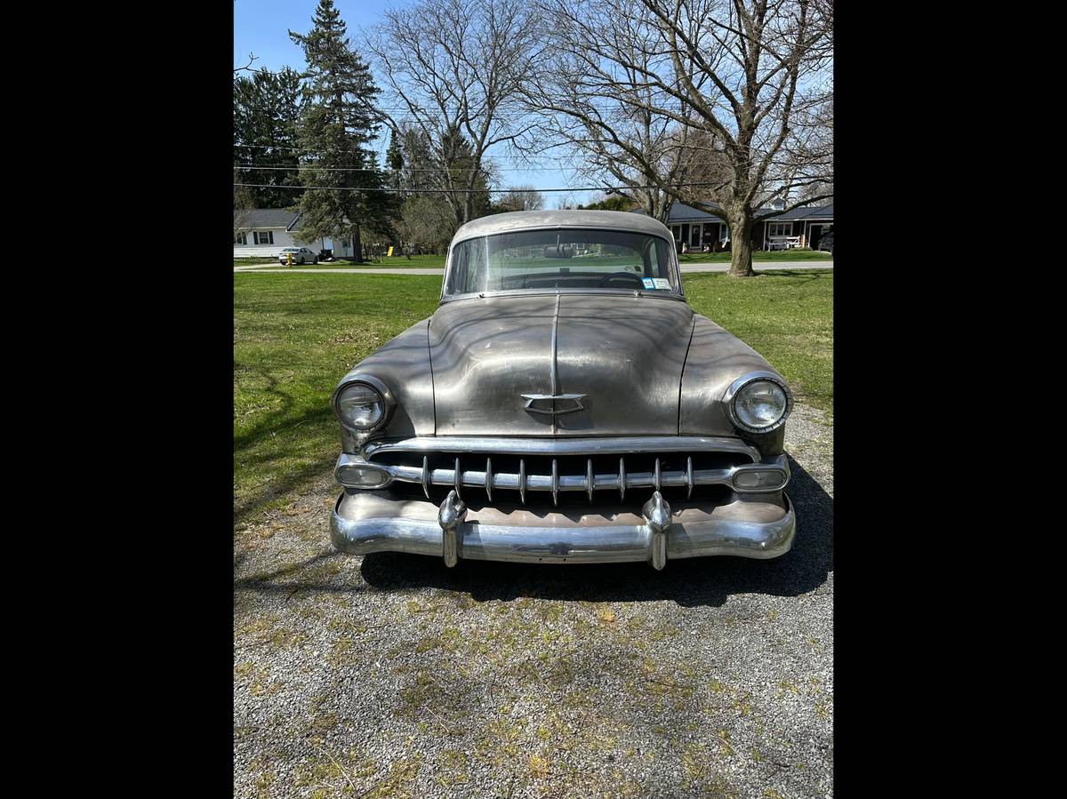 Chevy-1954-grey