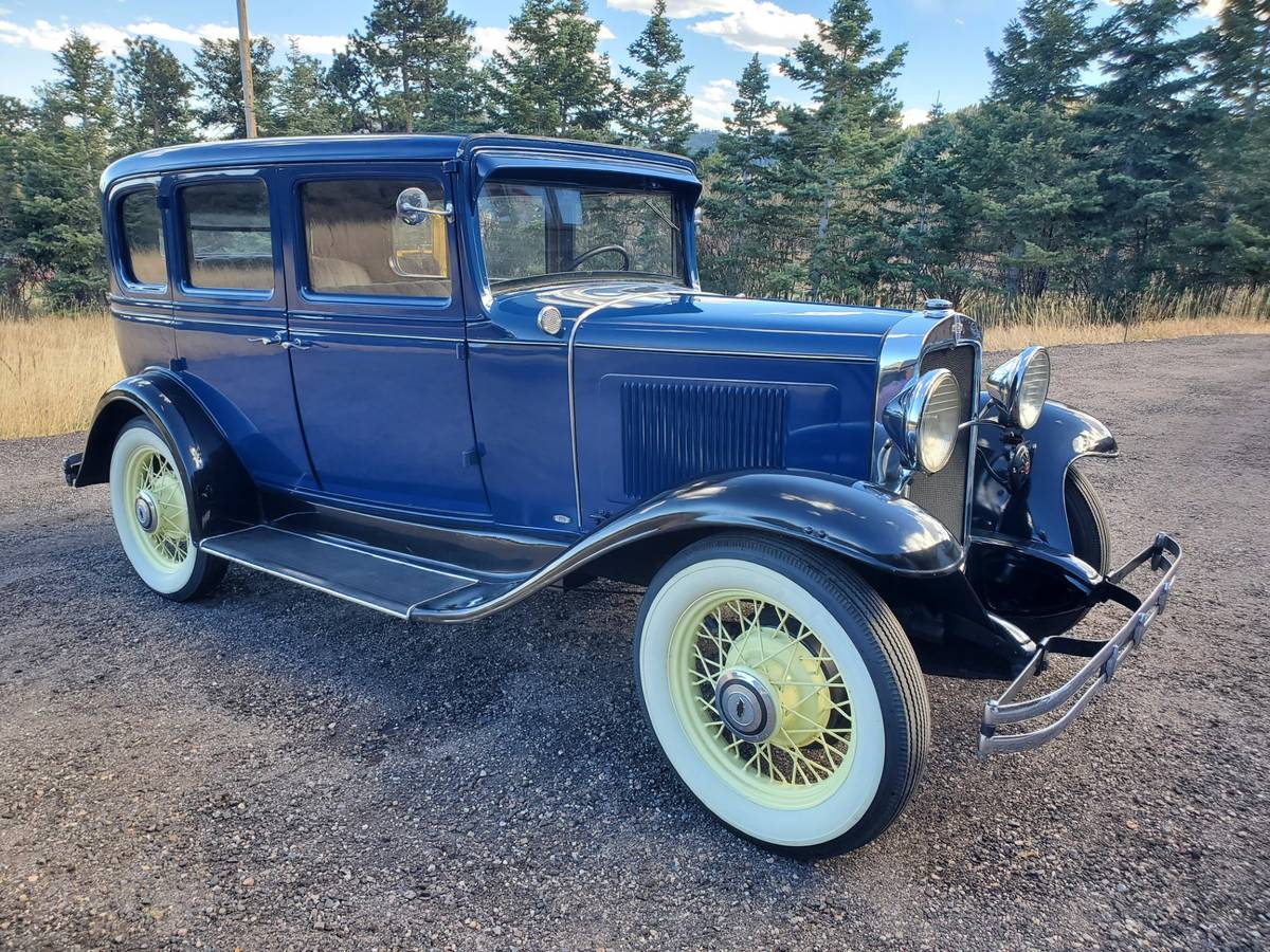 Chevy-4-door-sedan-1931-blue
