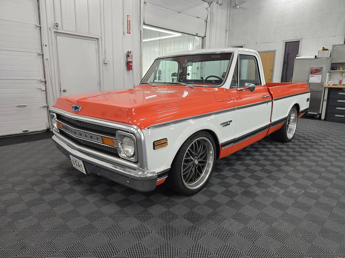 Chevy-c10-1970-orange