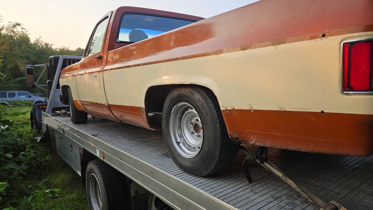 Chevy-c10-1976-orange