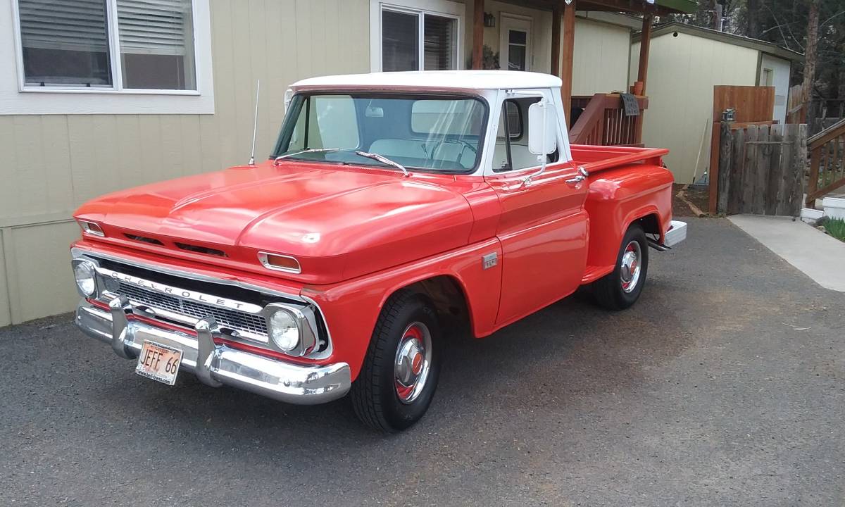 Chevy-c10-stepside-1966-orange