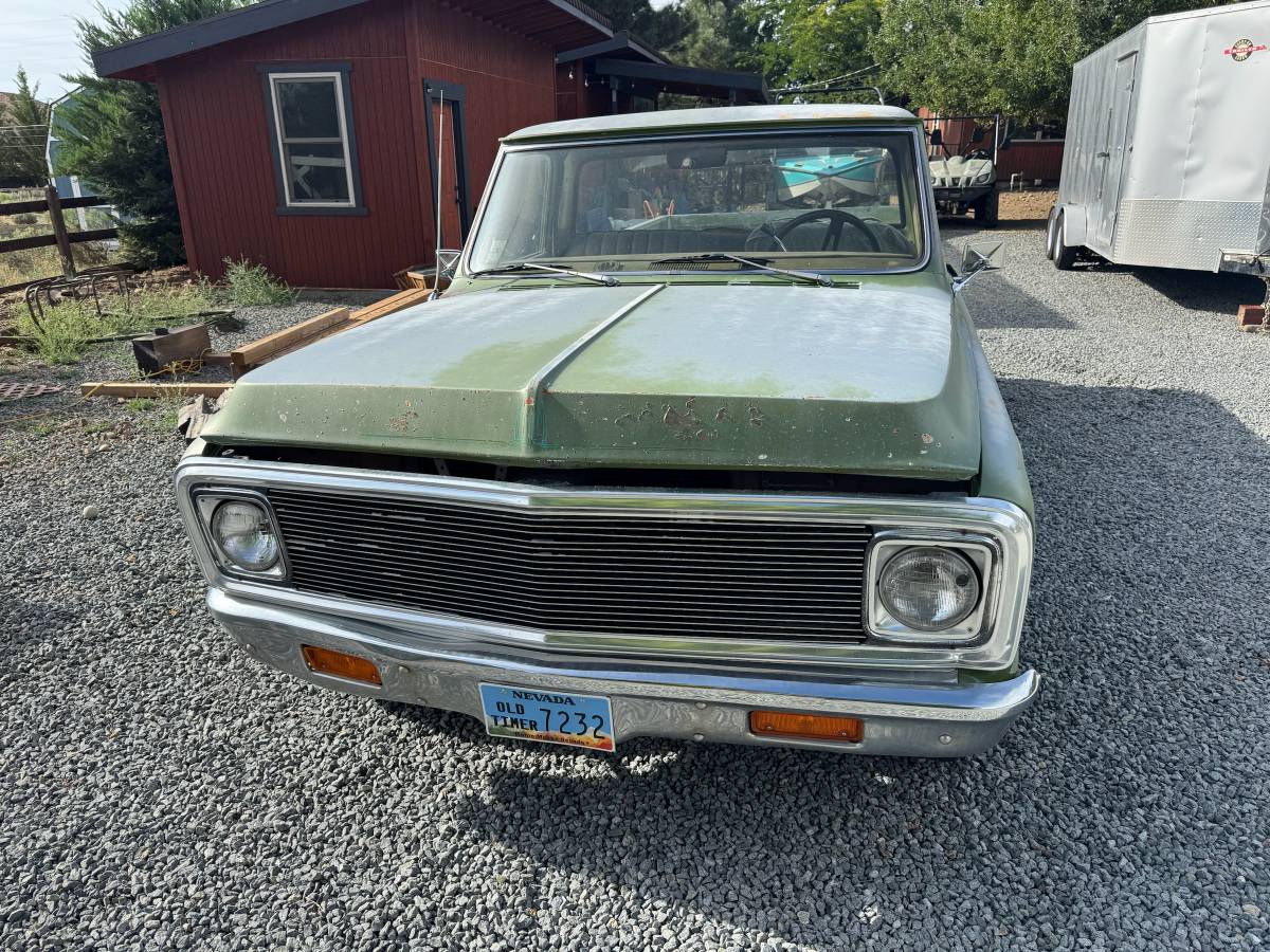 Chevy-c10-truck-1972-green