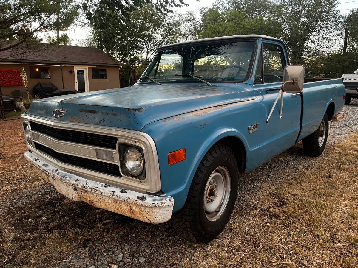 Chevy-c20-1970-blue