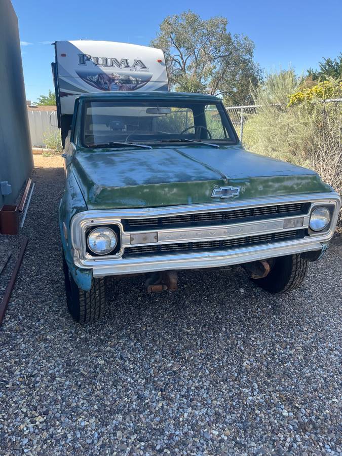 Chevy-c20-1970-blue