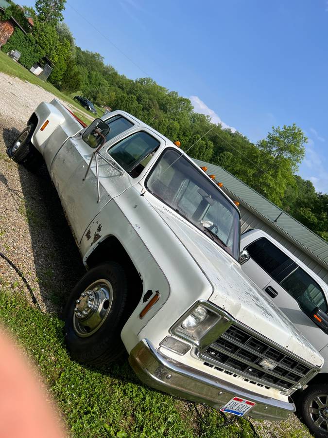 Chevy-c30-1978-white