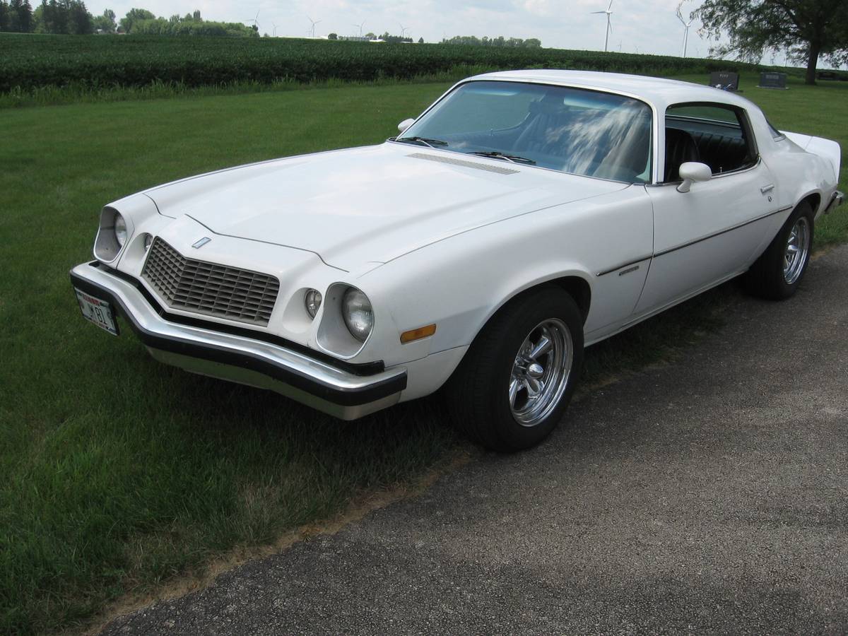 Chevy-camaro-1976-white