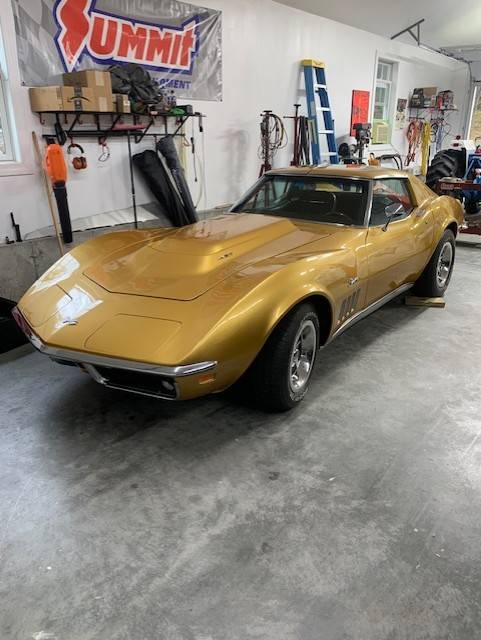 Chevy-corvette-1969