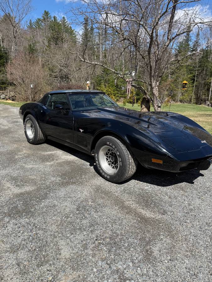 Chevy-corvette-1979