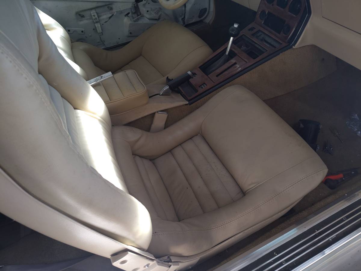 Chevy-corvette-1979
