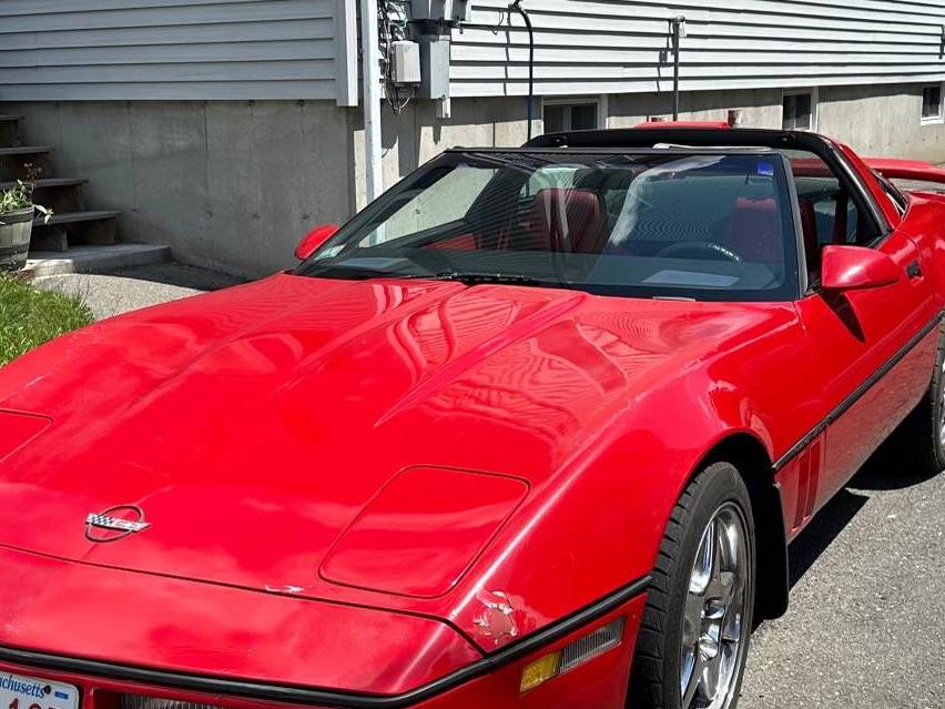 Chevy-corvette-1988-red