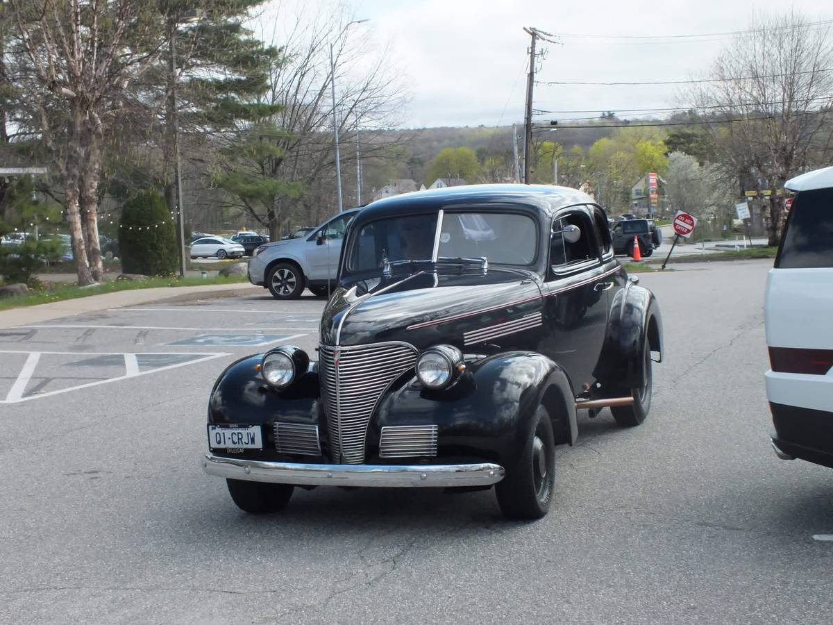 Chevy-coupe-1939-black