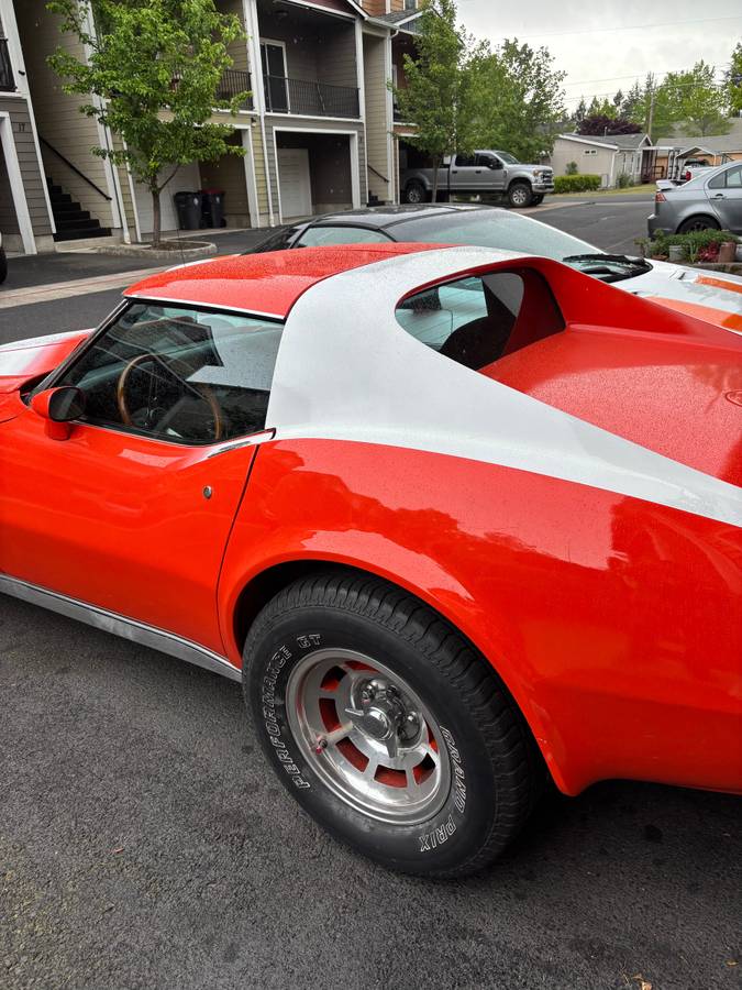 Chevy-covette-1977-orange