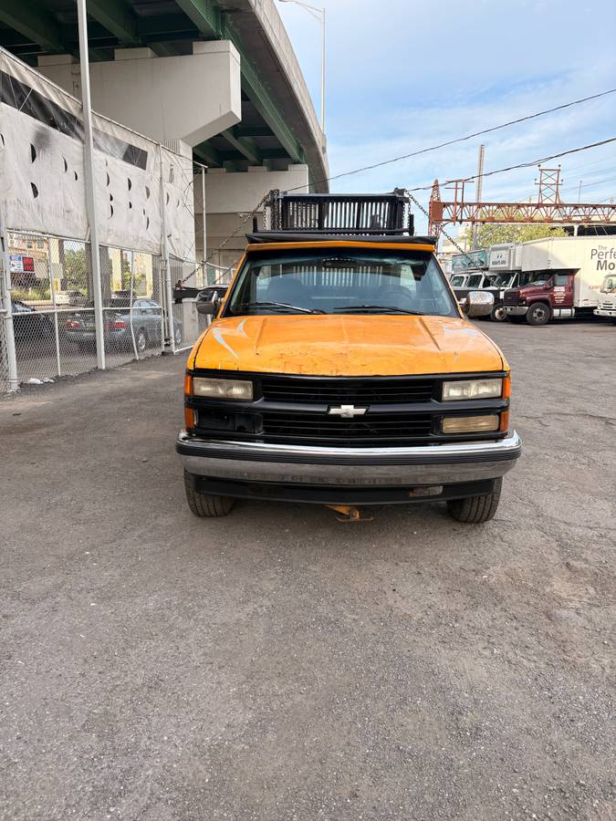 Chevy-duly-3500-1990-yellow
