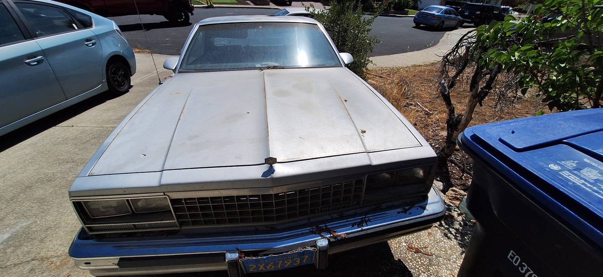 Chevy-el-camino-conquesta-1987-silver