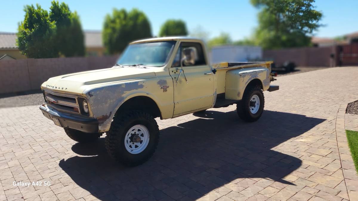 Chevy-k-20-1967-Yellow