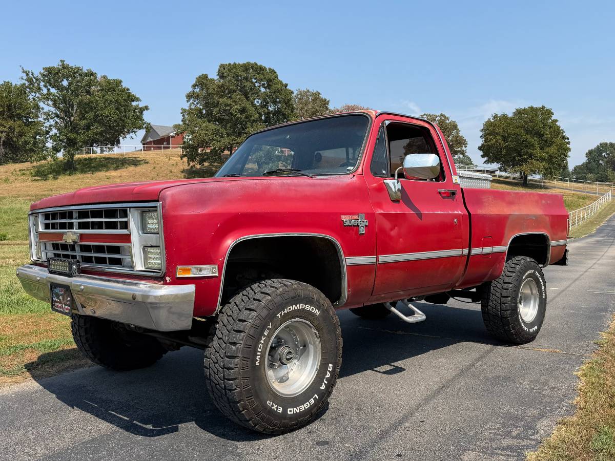 Chevy-k10-4x4-1985-Red