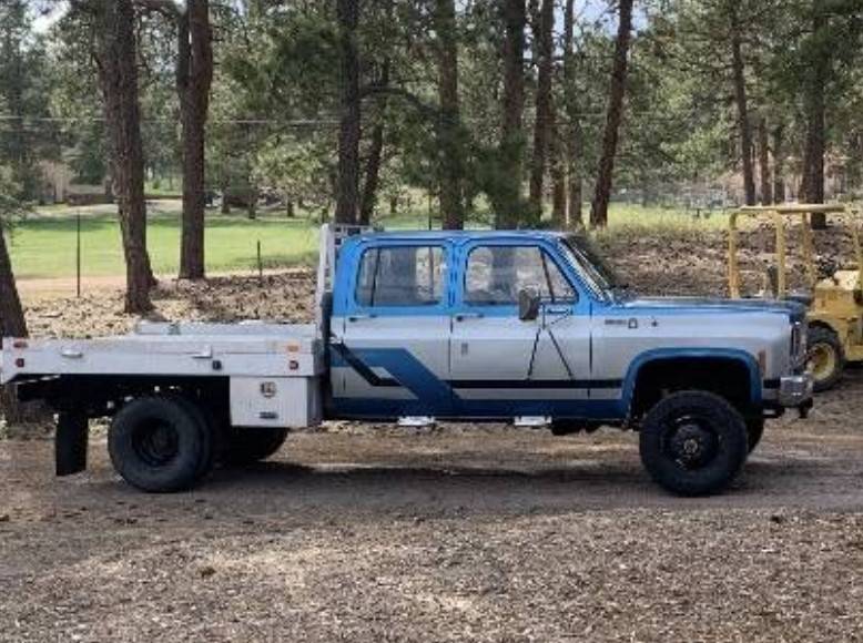 Chevy-k30-1979-Gray