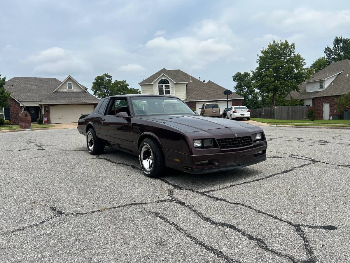 Chevy-monte-carlo-ss-1988-black