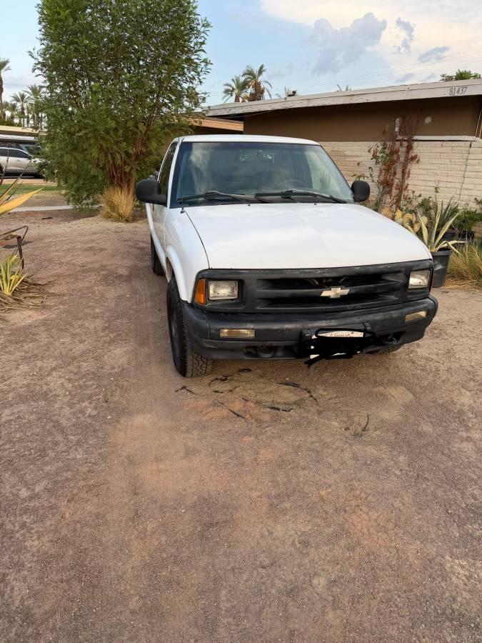 Chevy-s10-1994-white