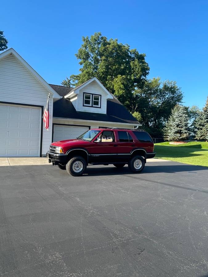 Chevy-s10-blazer-1995-red