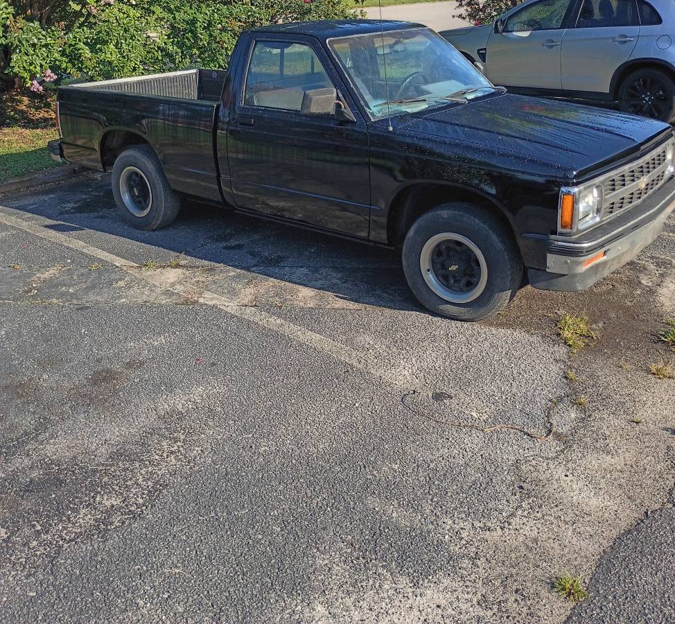 Chevy-s10-pickup-1991-black