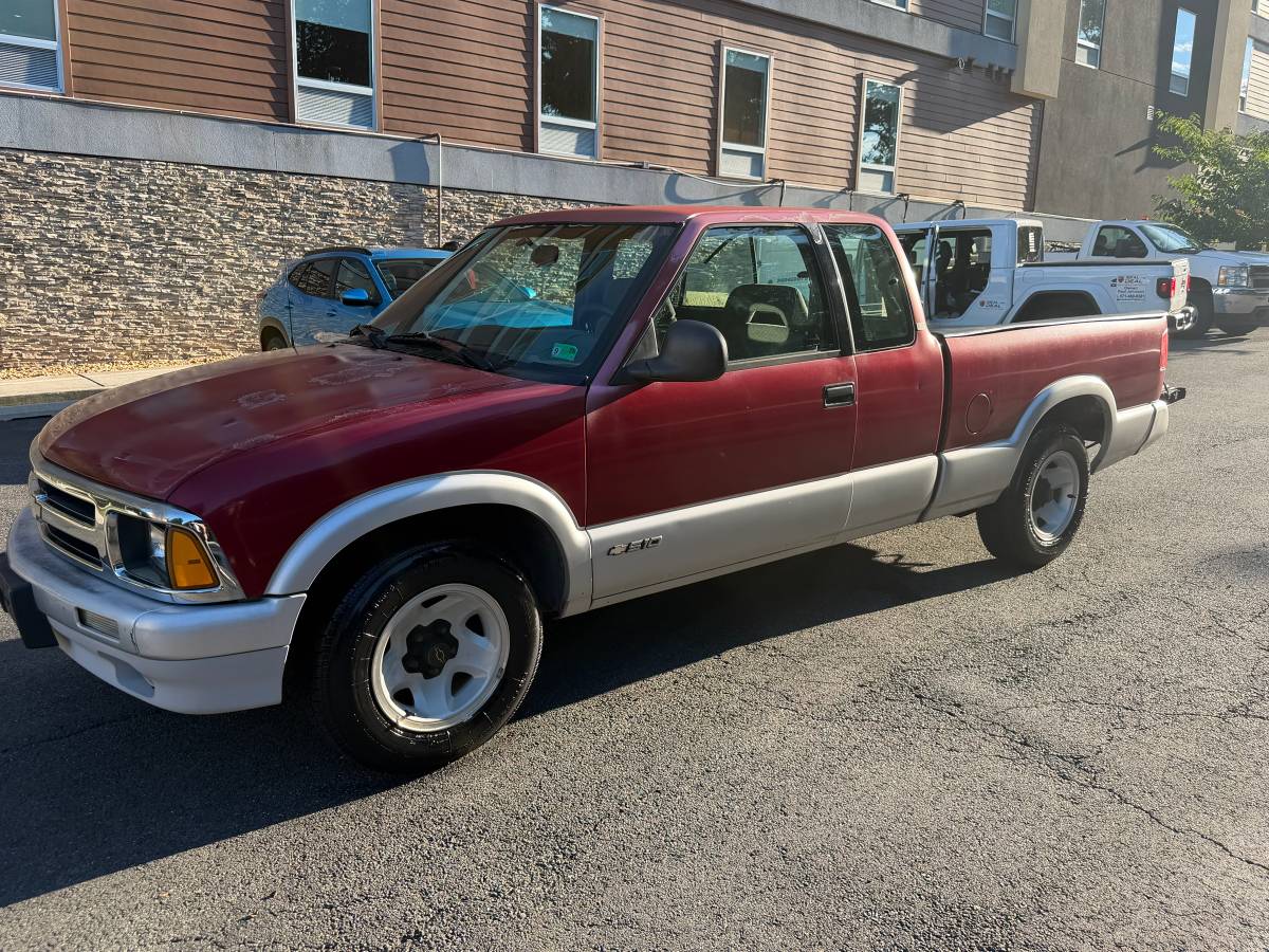 Chevy-s10-pickup-1994-red