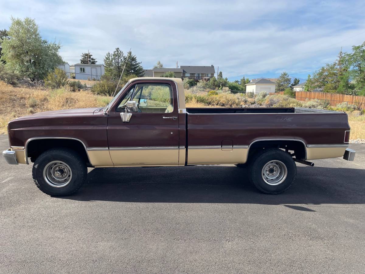 Chevy-silverado-1500-1983