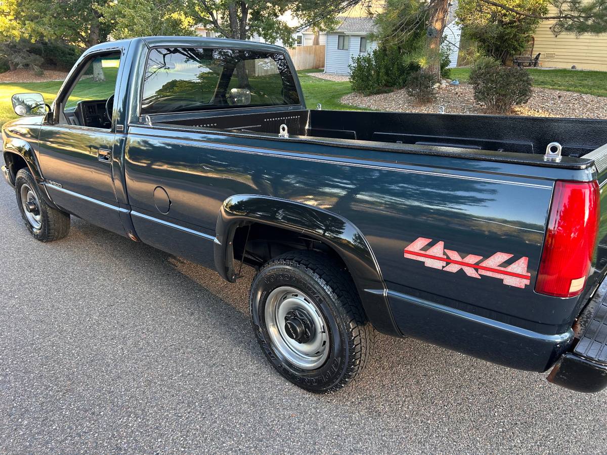 Chevy-silverado-1500-4x4-1988-blue