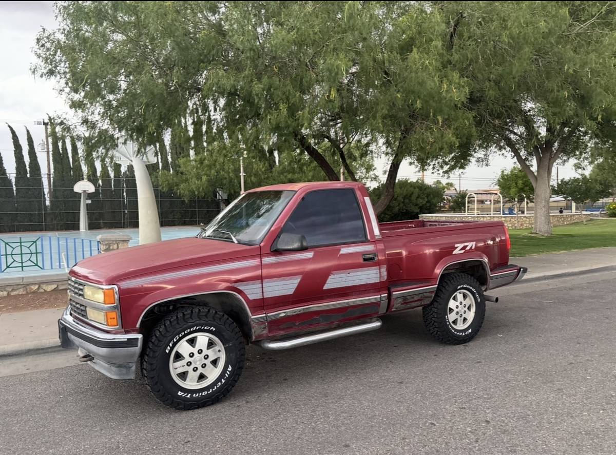 Chevy-silverado-1500-4x4-1991-red