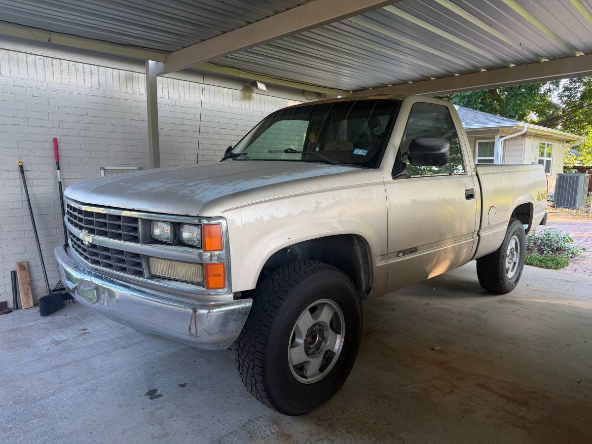 Chevy-silverado-1500-4x4-1992-custom