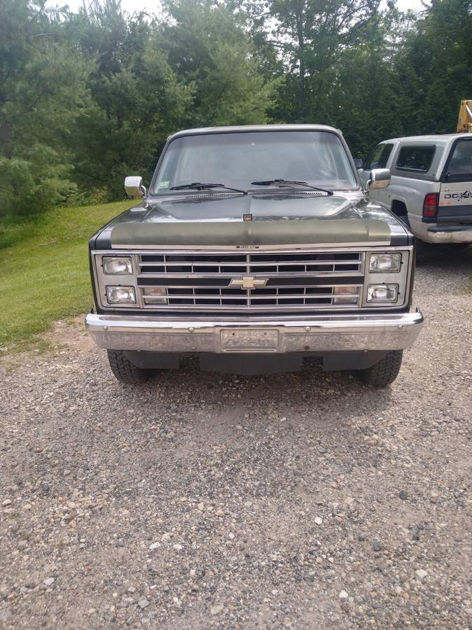 Chevy-silverado-1500-k5-1987-black
