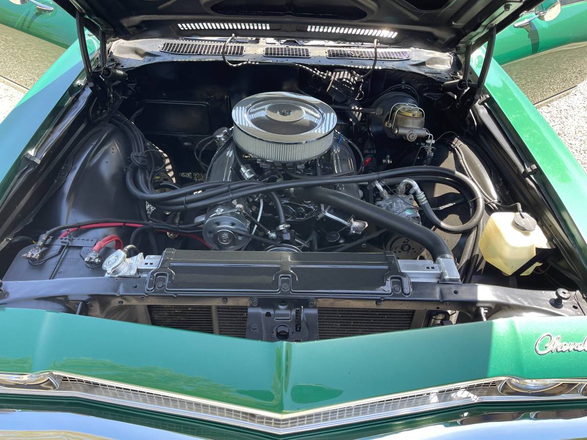 Chevy-silverado-1969-green