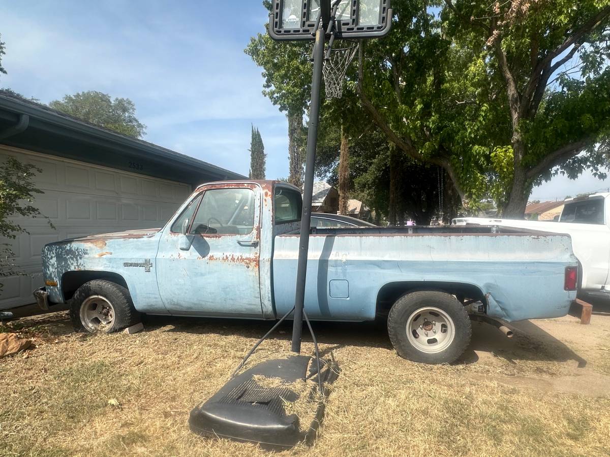 Chevy-silverado-1985