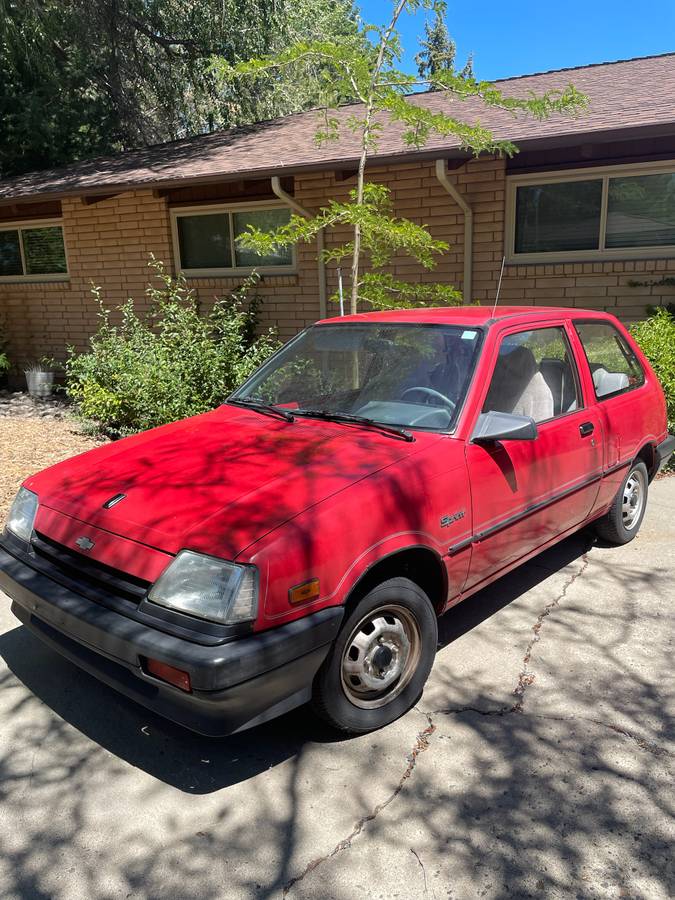 Chevy-sprint-1987-red