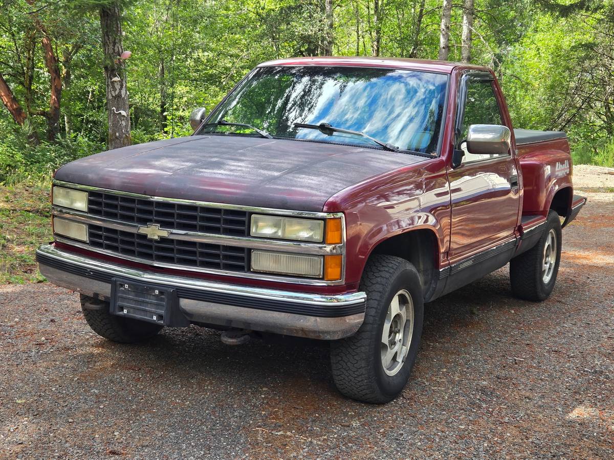 Chevy-stepside-1991-Red
