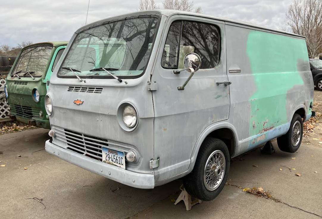 Chevy-van-1965-blue